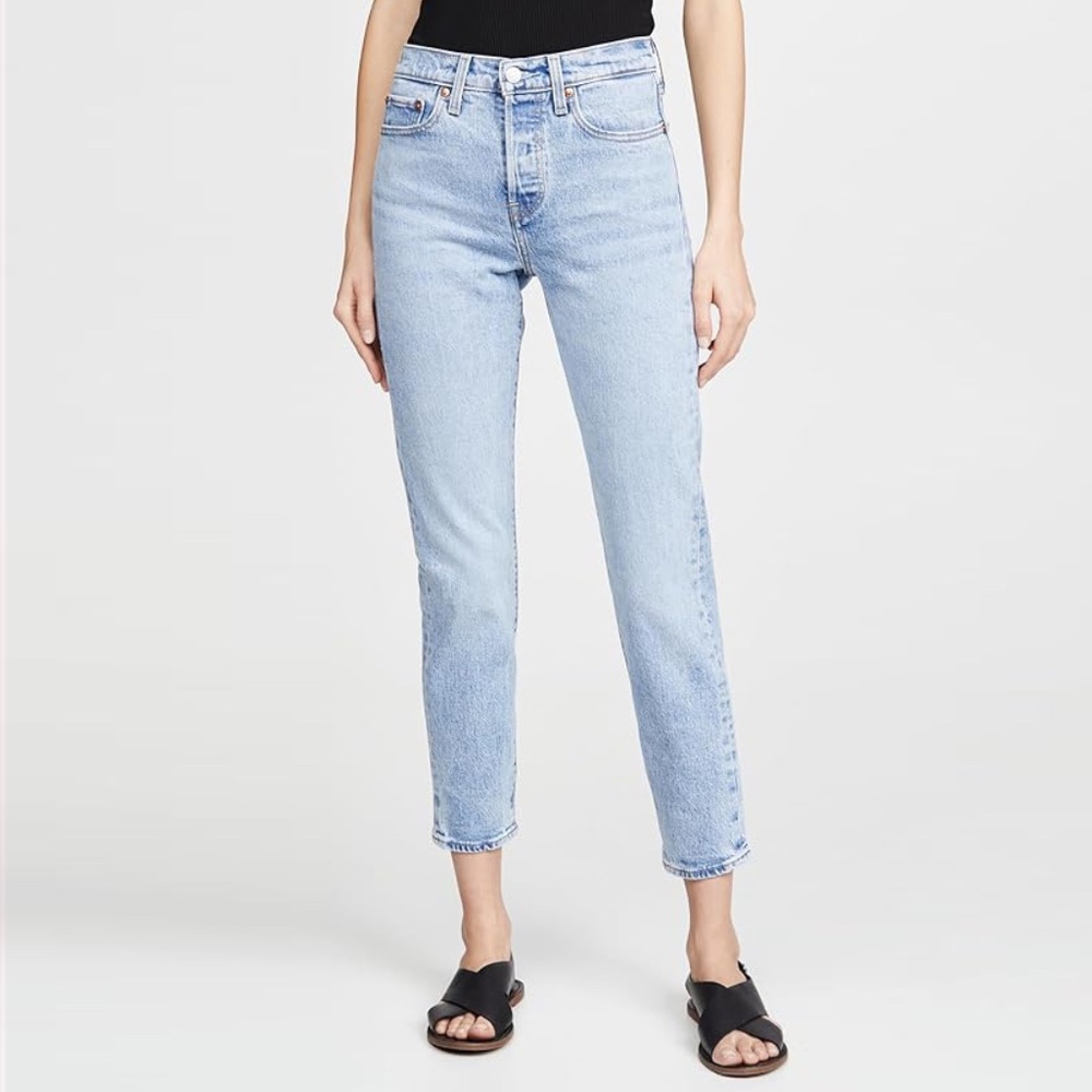 Levi's® Wedgie Icon Fit High Waist Jeans in Tango Light